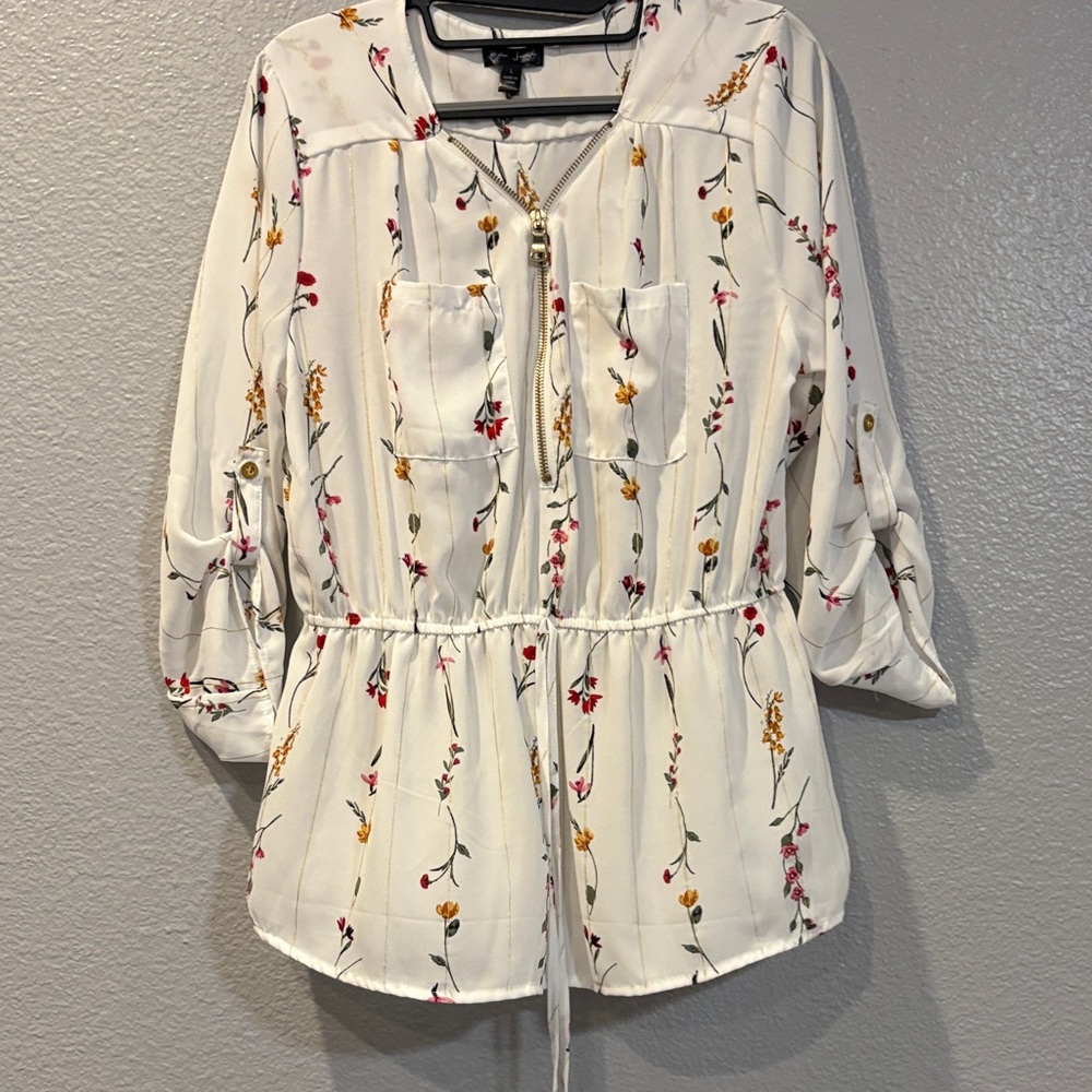 J for Justify Cream Floral Blouse